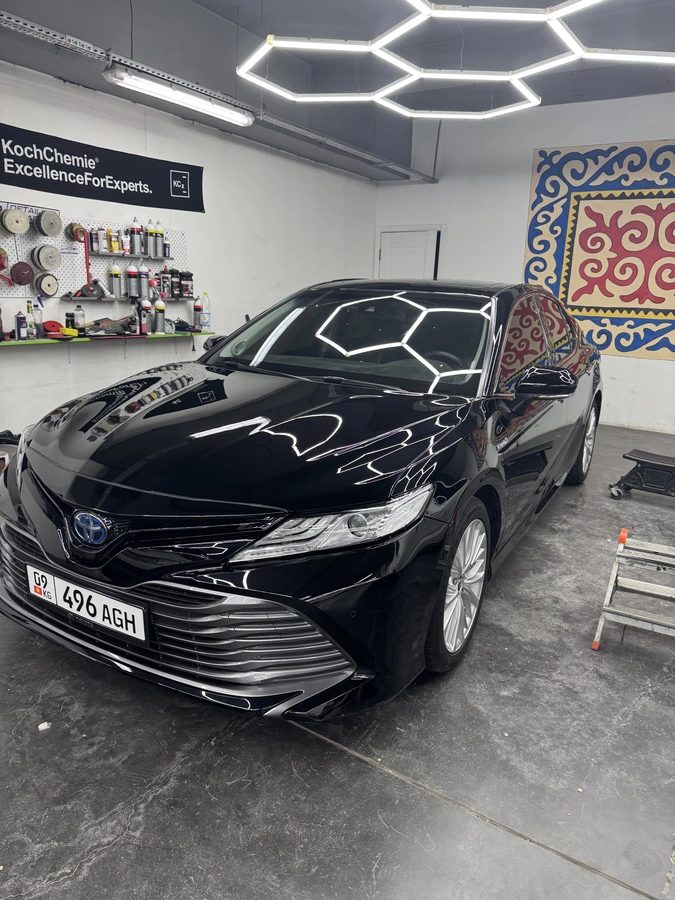 Toyota Camry VIII (XV70) 2018
