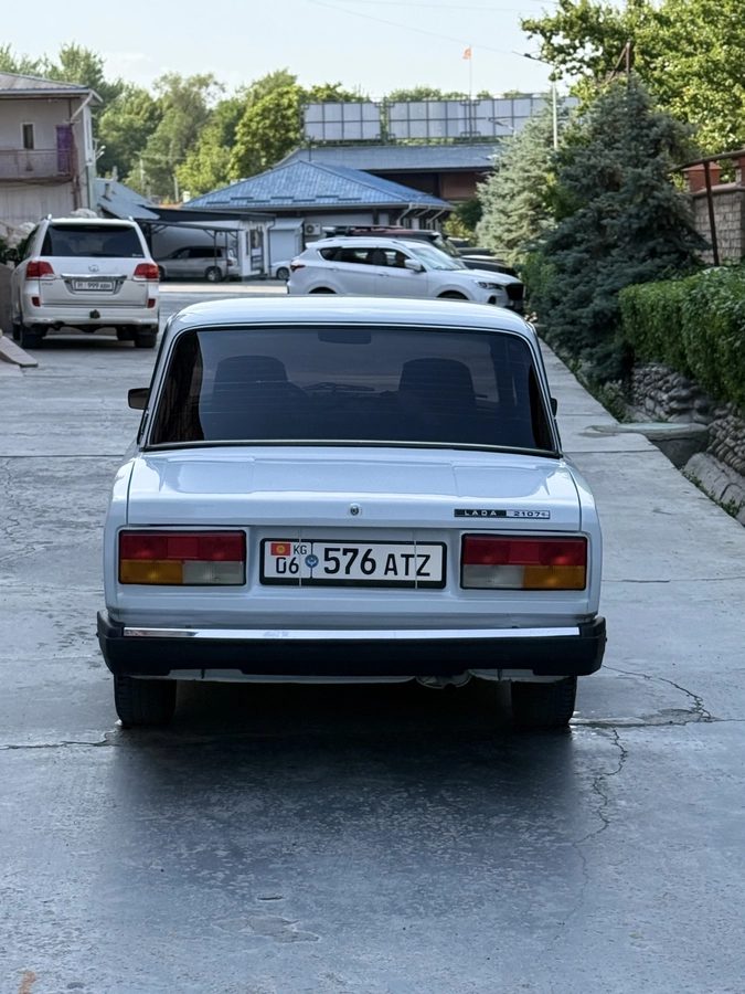 ВАЗ (Lada) 2107 2011
