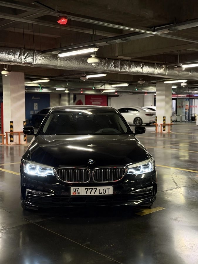 BMW 5 серии VII (G30/G31) 2019