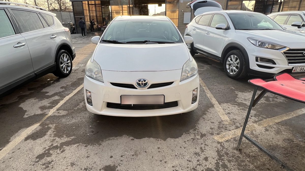 Toyota Prius III (XW30) 2011
