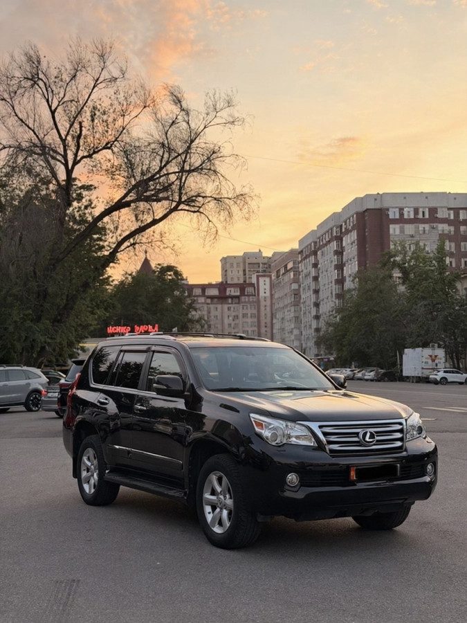 Lexus GX II 2010