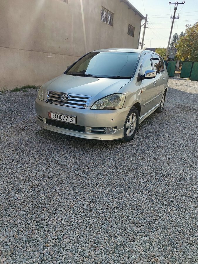 Toyota Ipsum