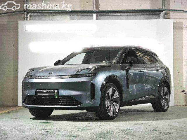 Lynk &amp; Co 8