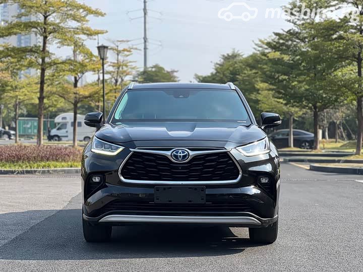 Toyota Highlander IV (U70)