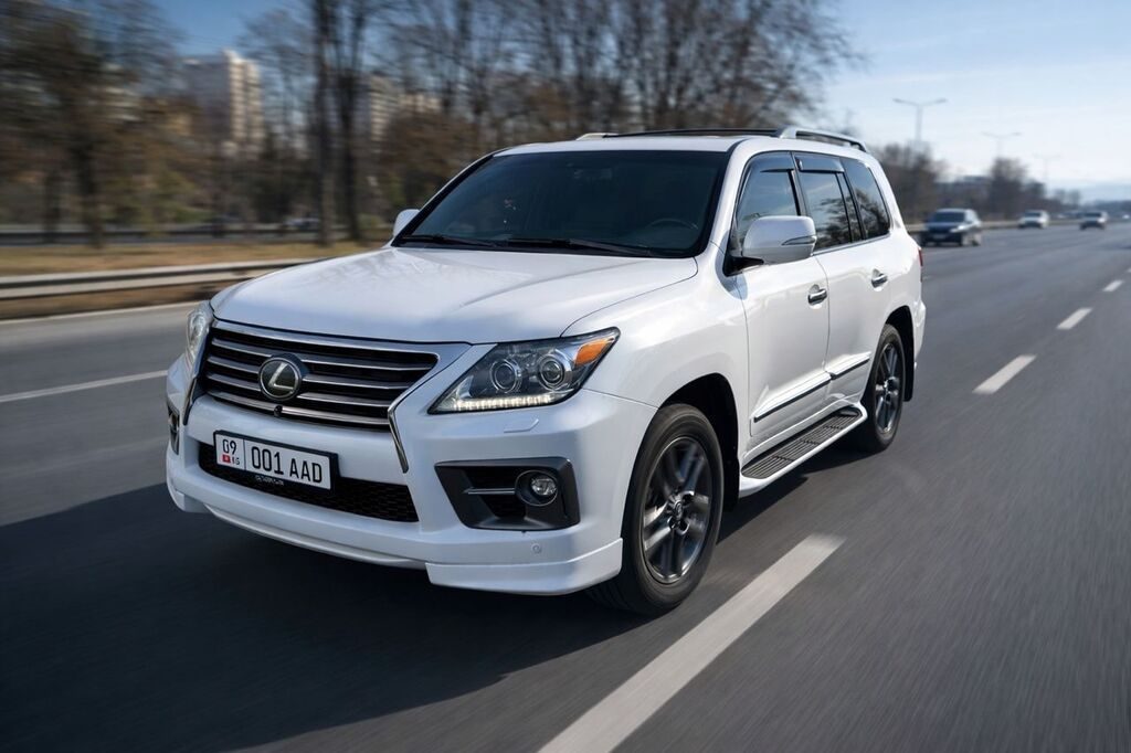 Lexus LX