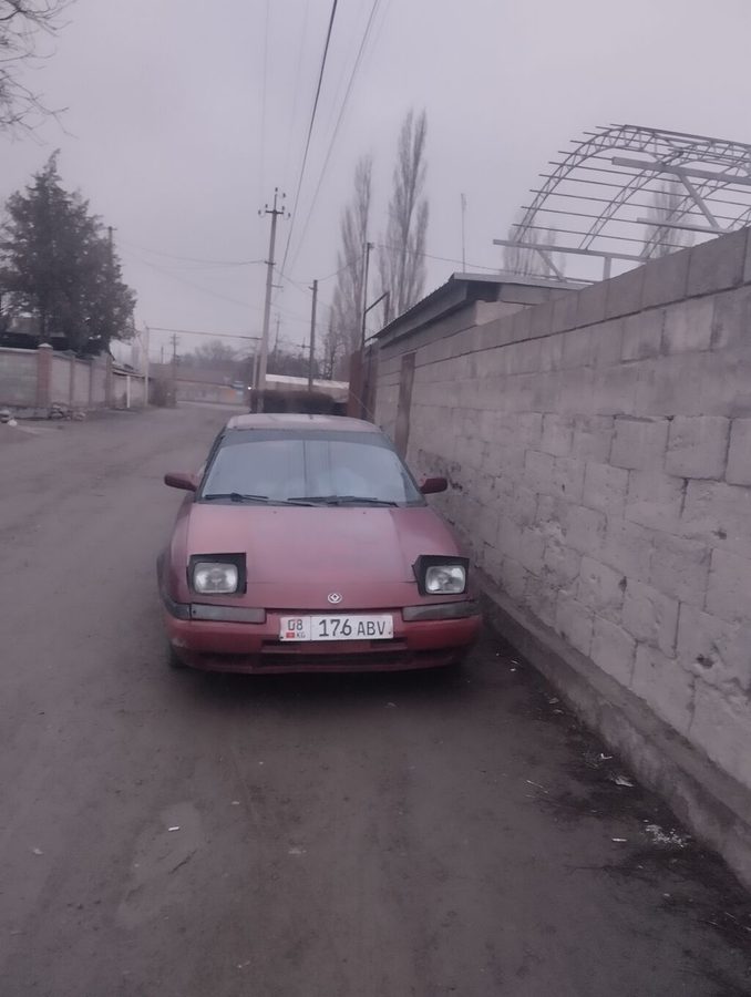 Mazda 323