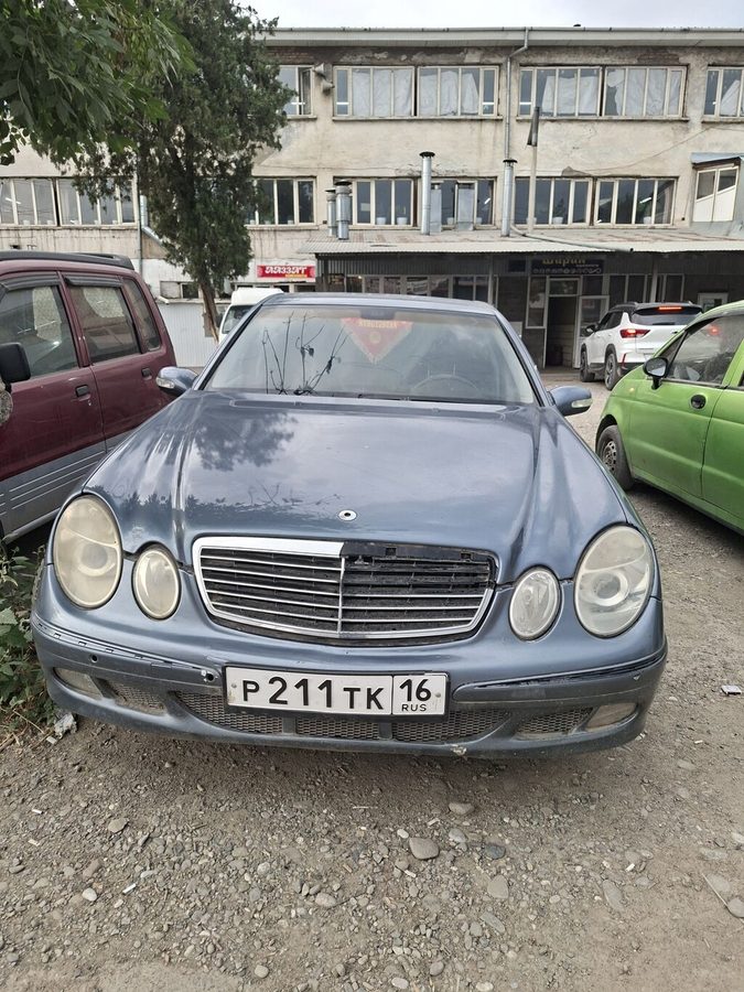 Mercedes-Benz 