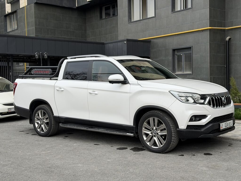 Ssangyong Rexton Khan