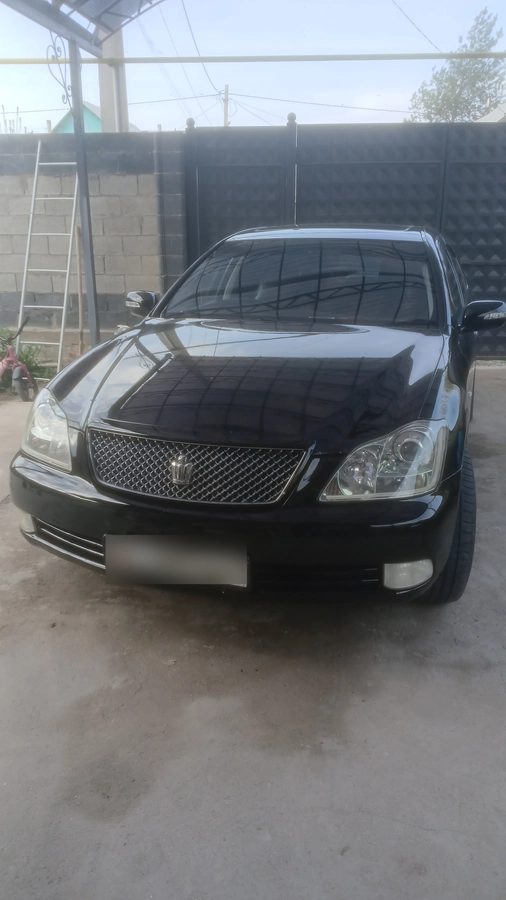 Toyota Crown XII (S180) 2004