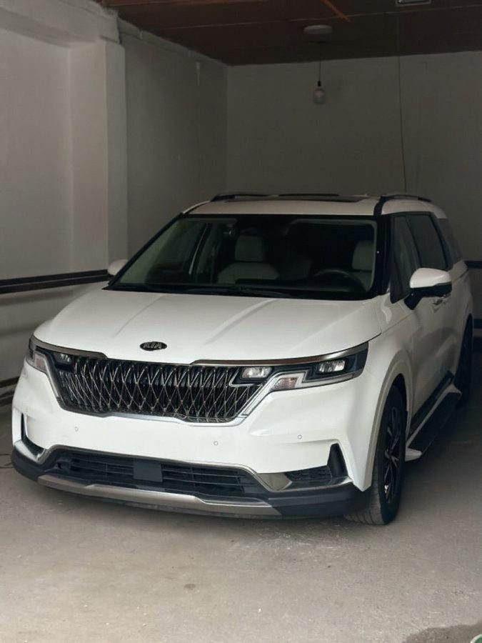 Kia Carnival IV