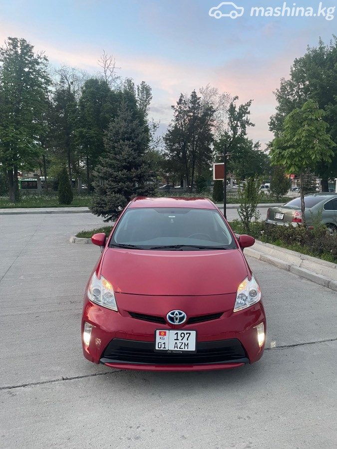 Toyota Prius III Рестайлинг (XW30)