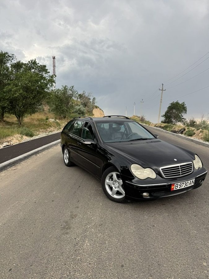 Mercedes-Benz C-Class