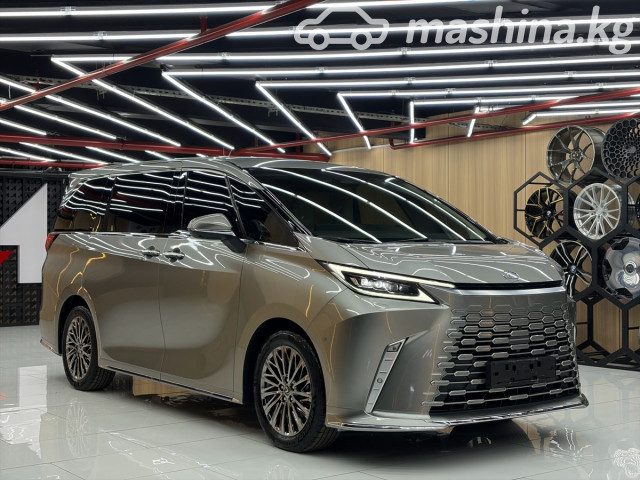 Lexus LM