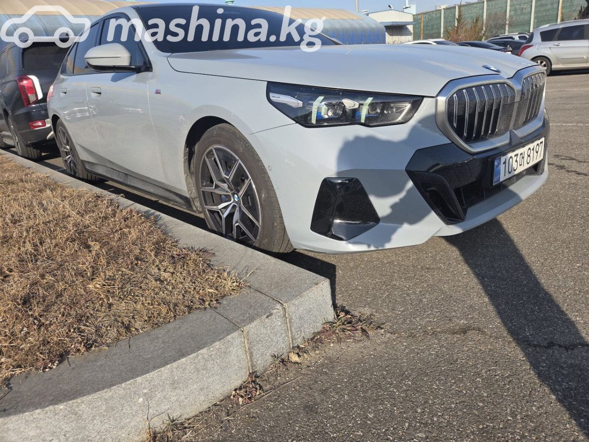 BMW 5 серии VIII (G60/G61/G68)