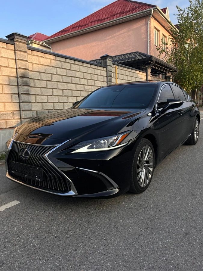 Lexus ES VII 2020