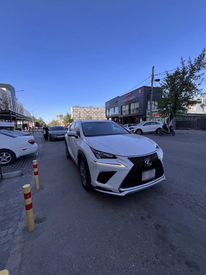 Lexus NX I 2016