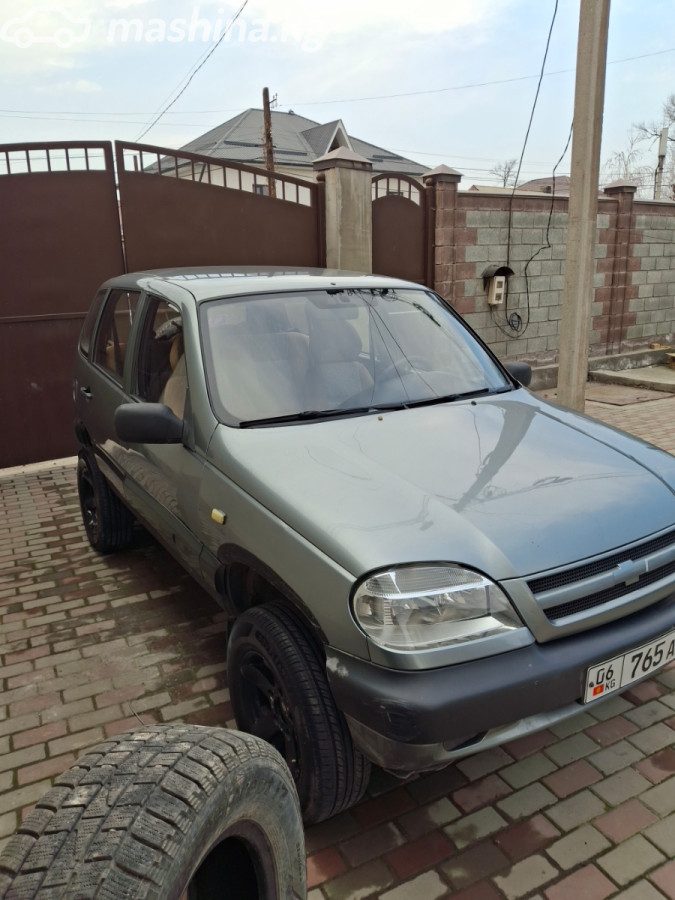 Chevrolet Niva I