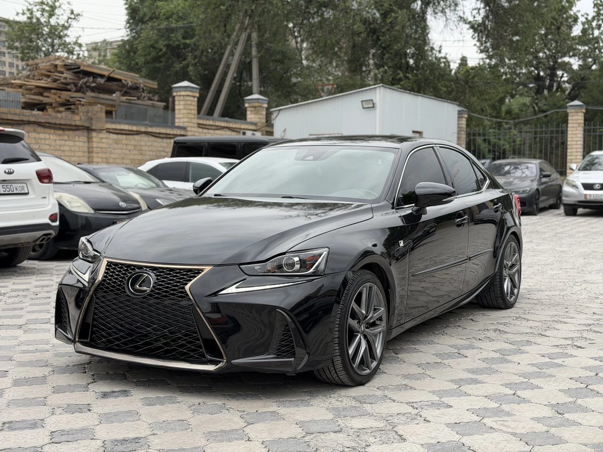 Lexus IS III Рестайлинг 2018