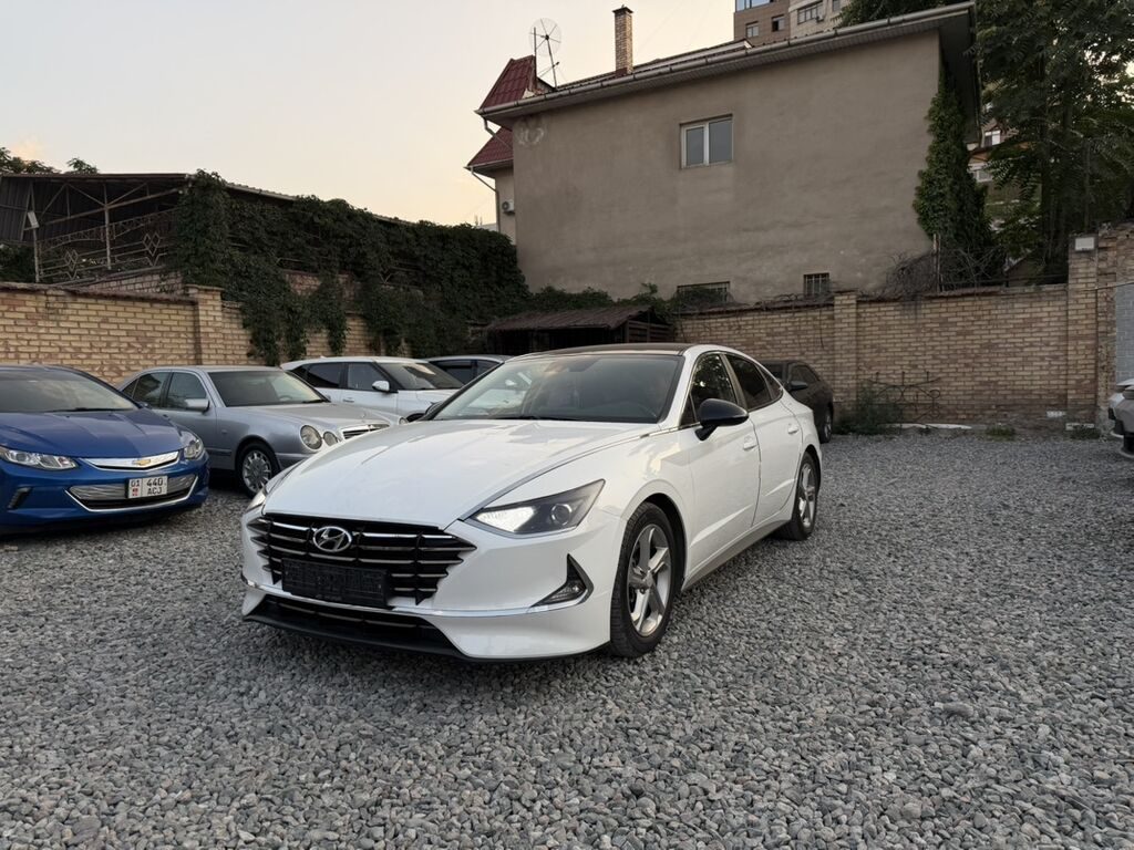 Hyundai Sonata