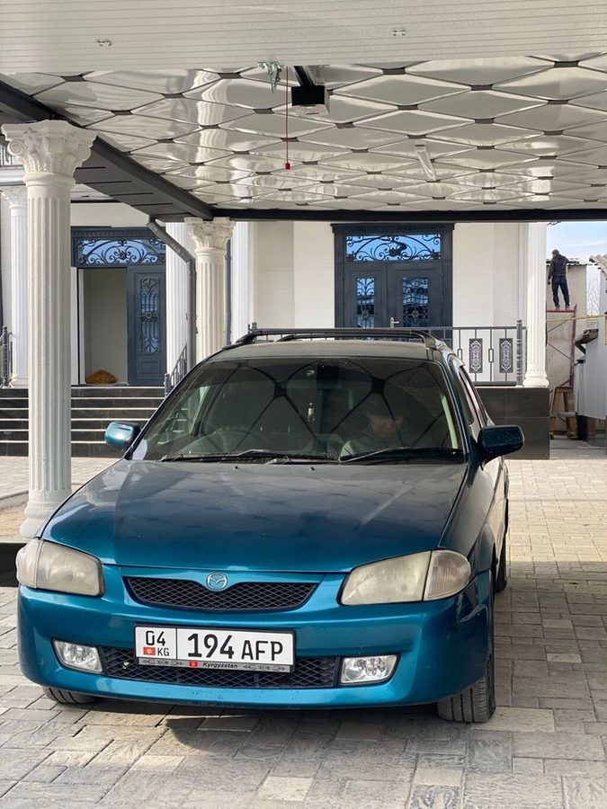 Mazda Familia