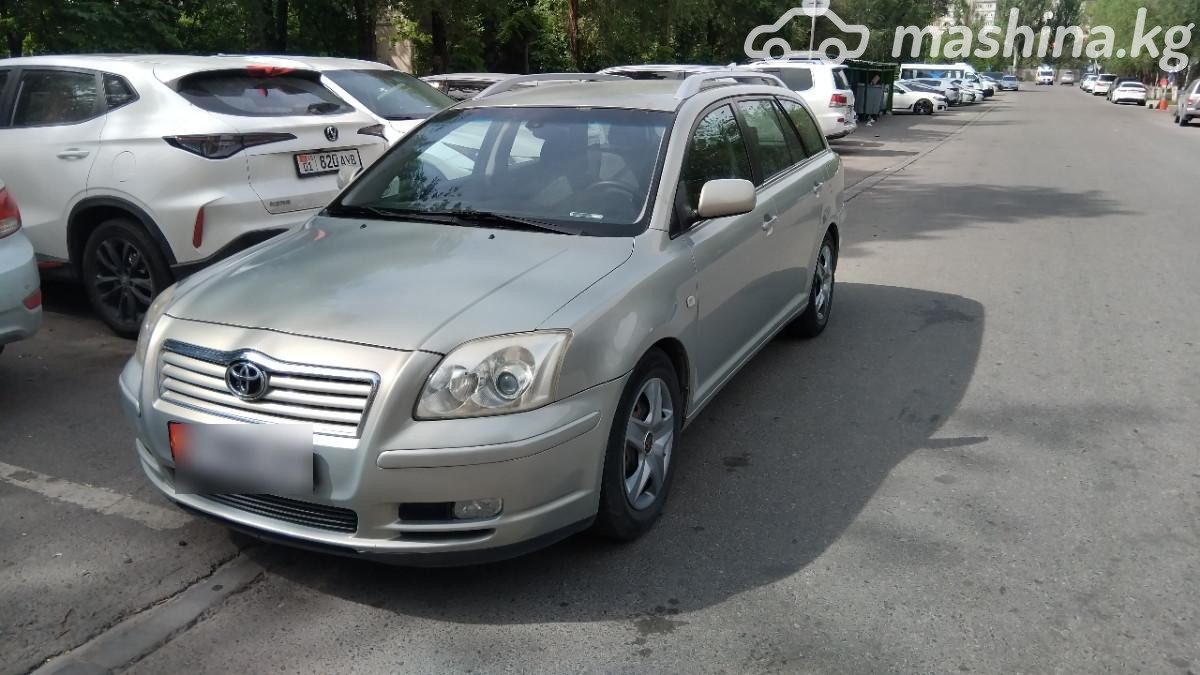 Toyota Avensis II
