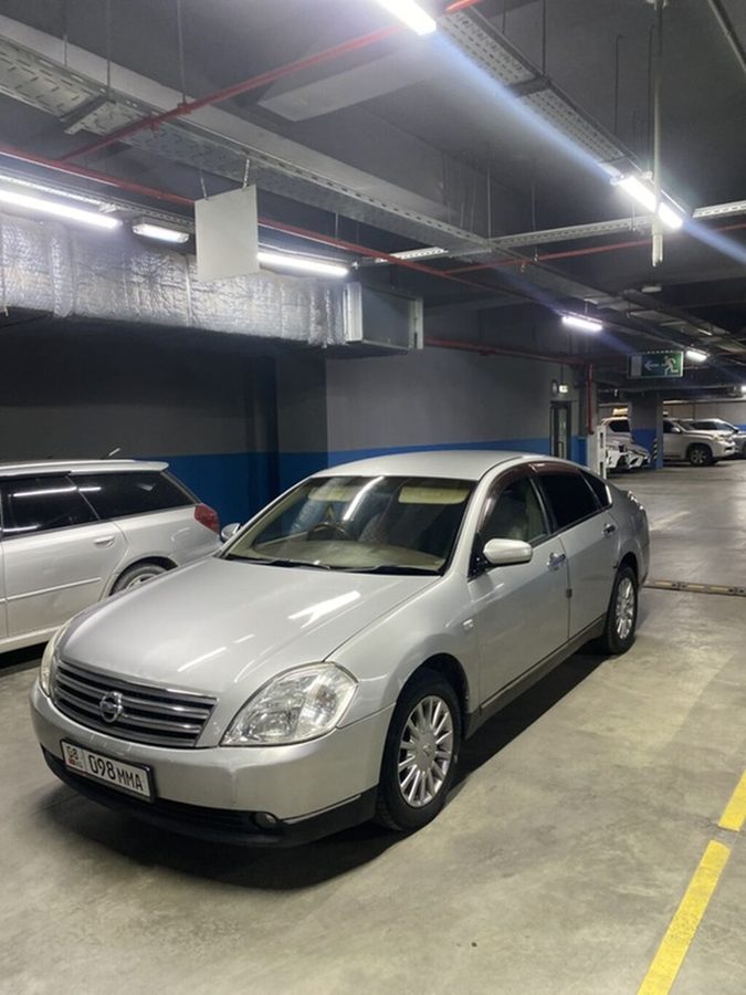 Nissan Teana