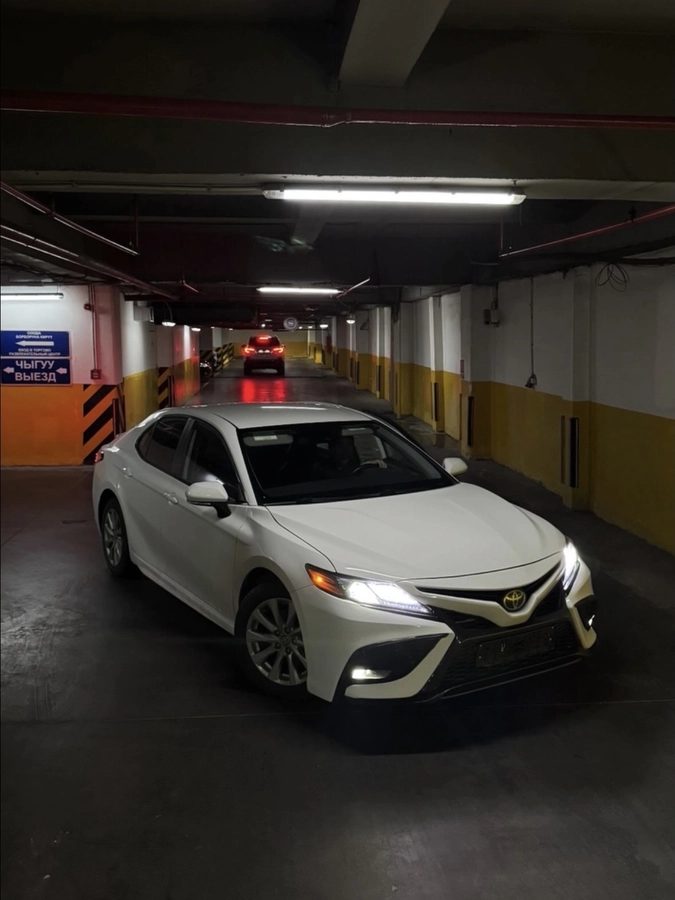 Toyota Camry VIII (XV70) 2020