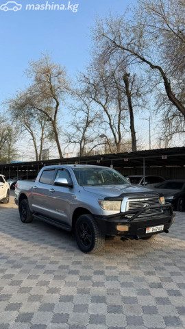 Toyota Tundra