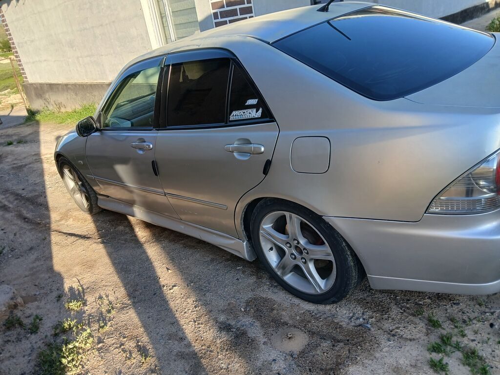 Toyota Altezza