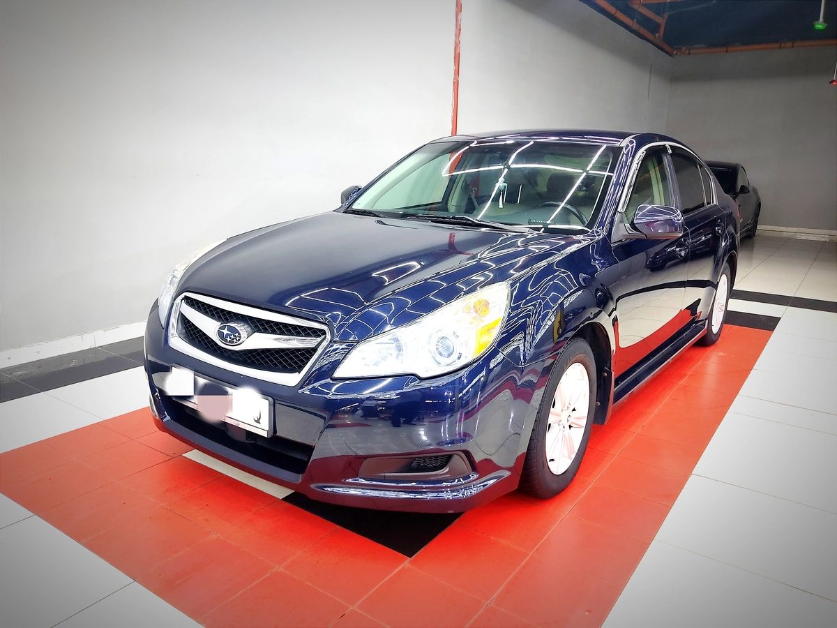Subaru Legacy V 2011