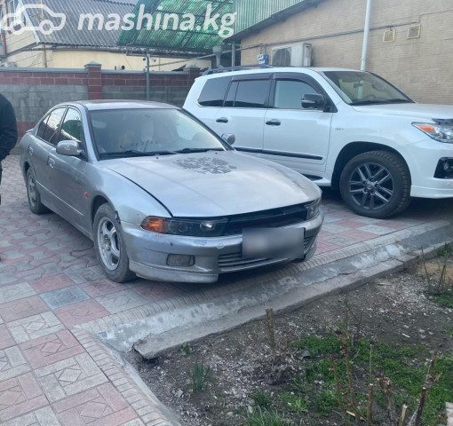 Mitsubishi Galant