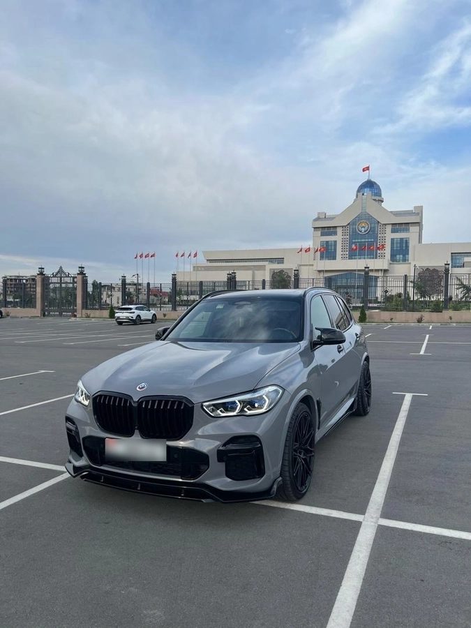 BMW X5 M III (F95) 4.4 AT 4WD