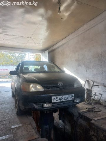 Toyota Platz