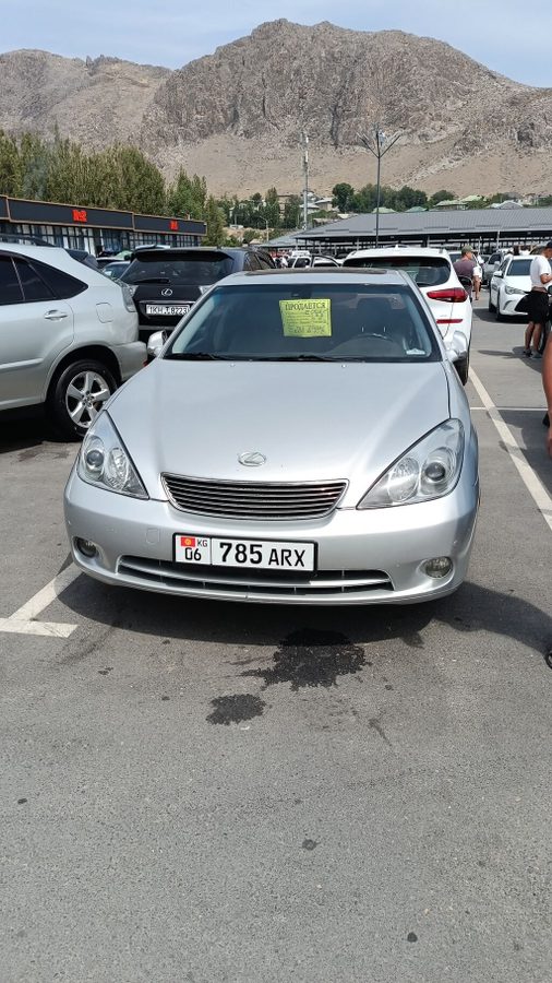 Lexus ES