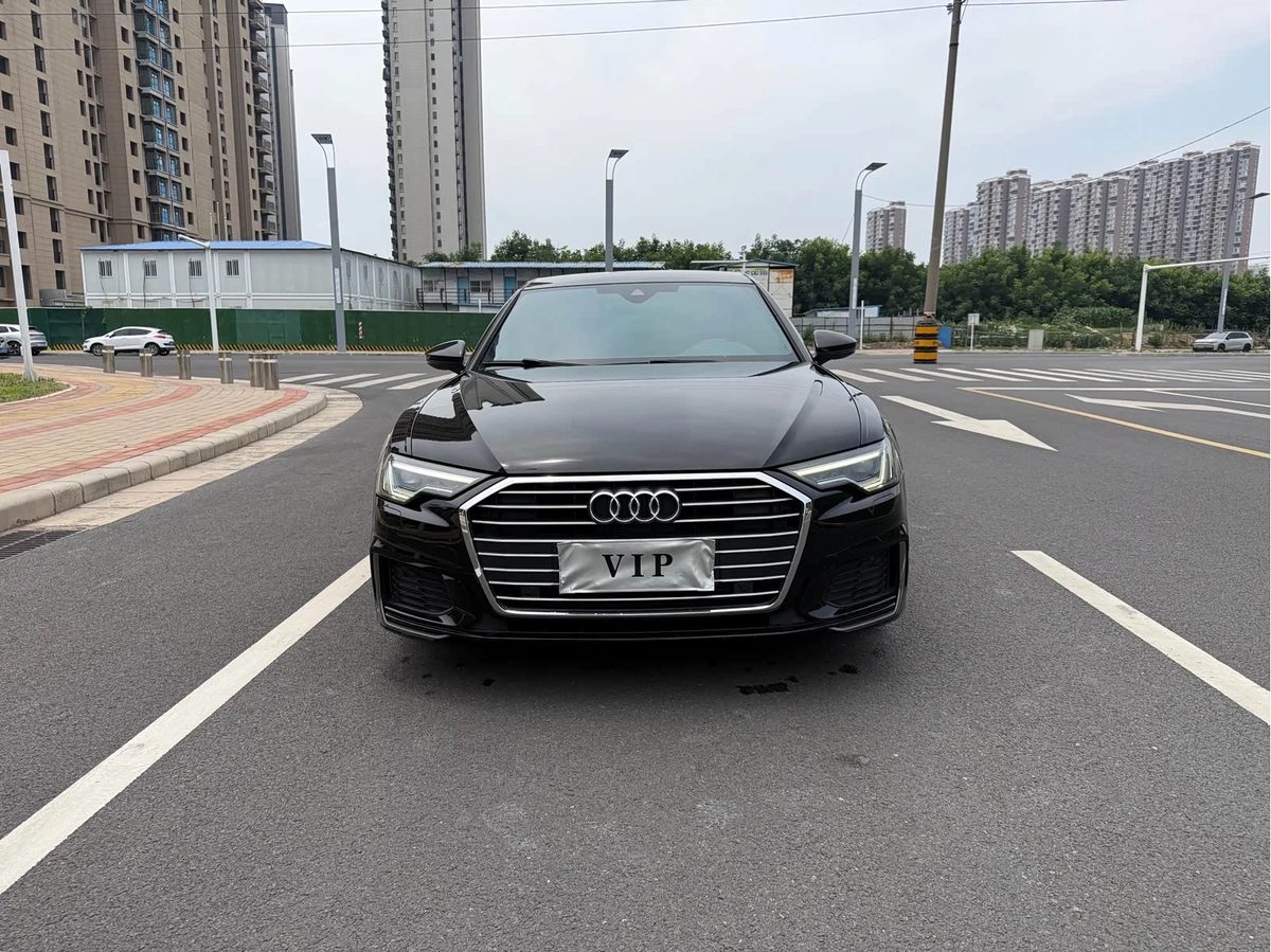 Audi A6 V (C8) 2022