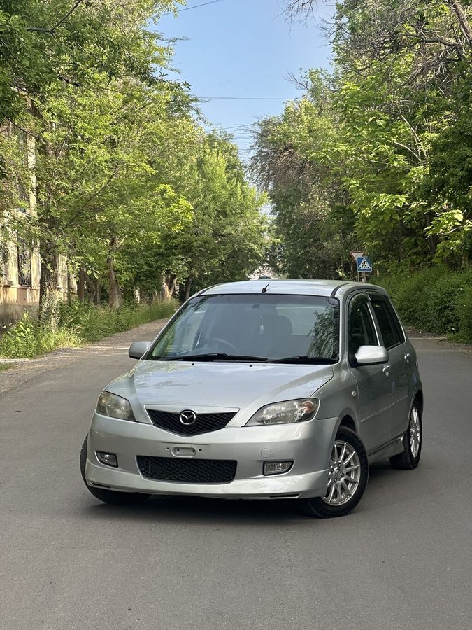 Mazda Demio