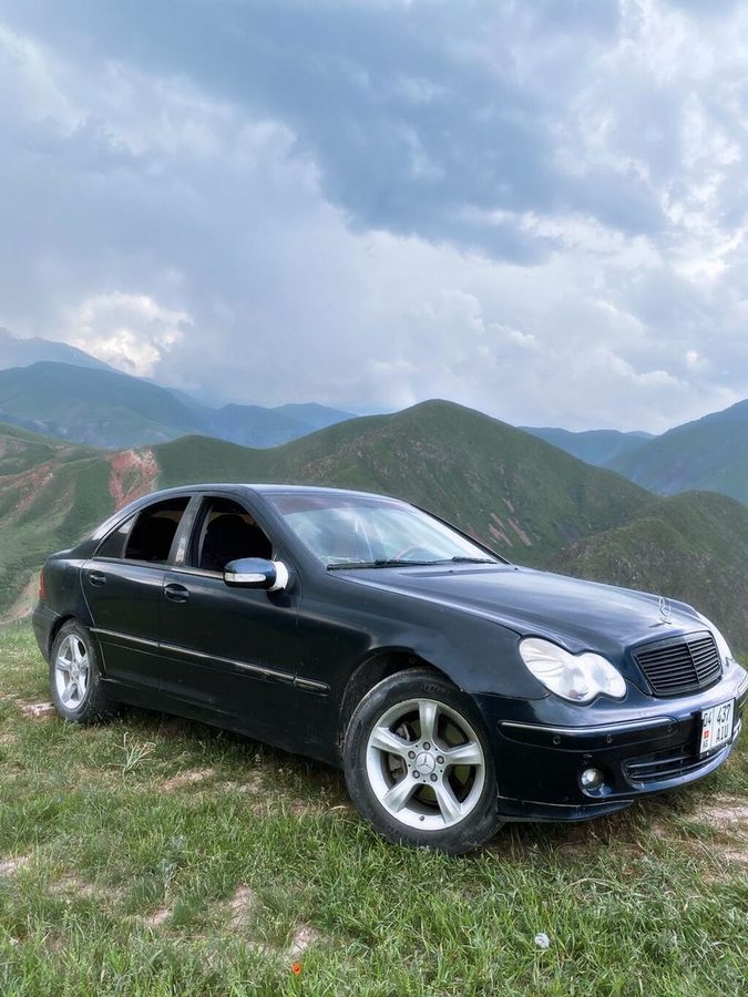 Mercedes-Benz C-Class