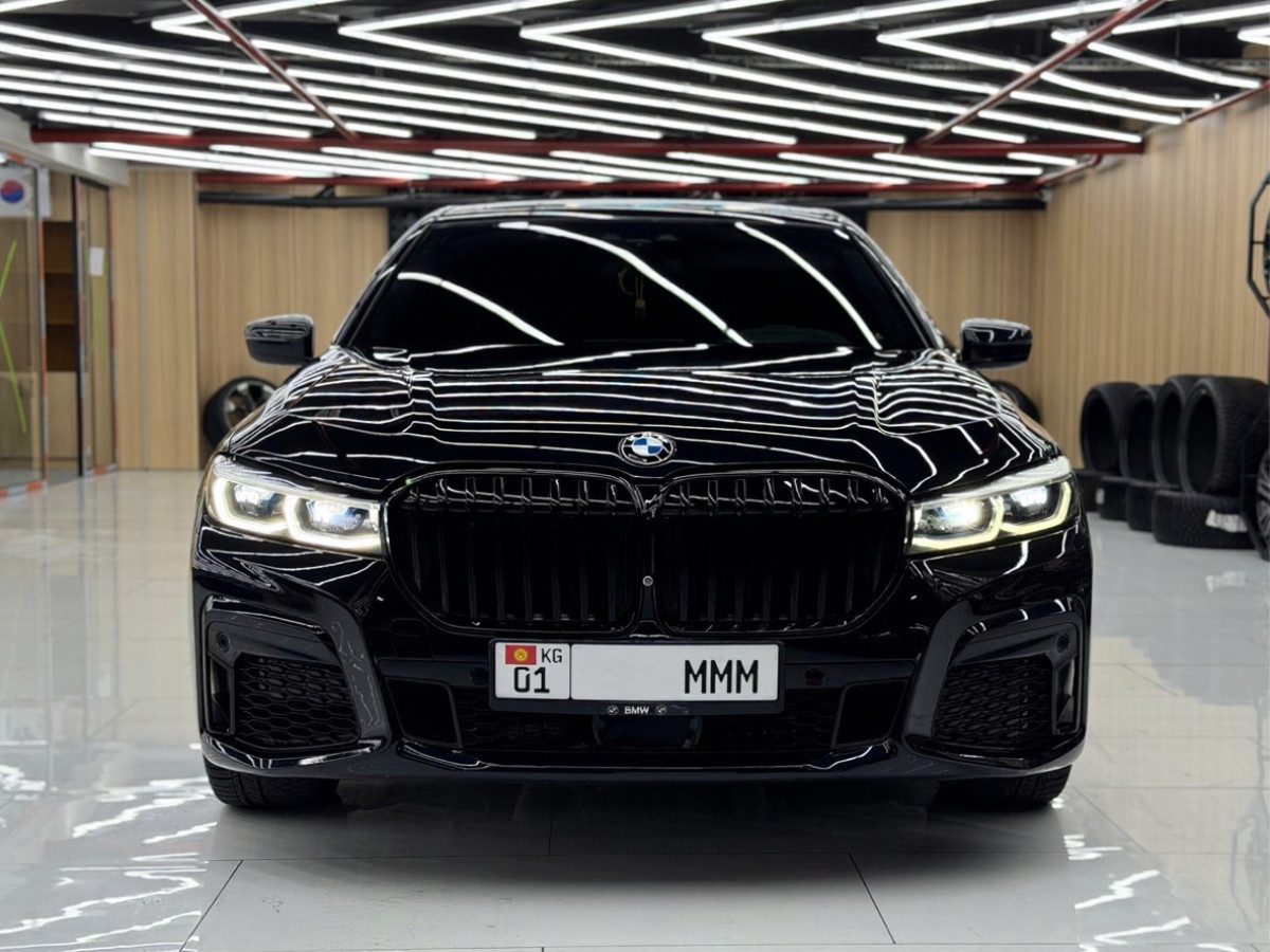 BMW 7 серии VI (G11/G12)