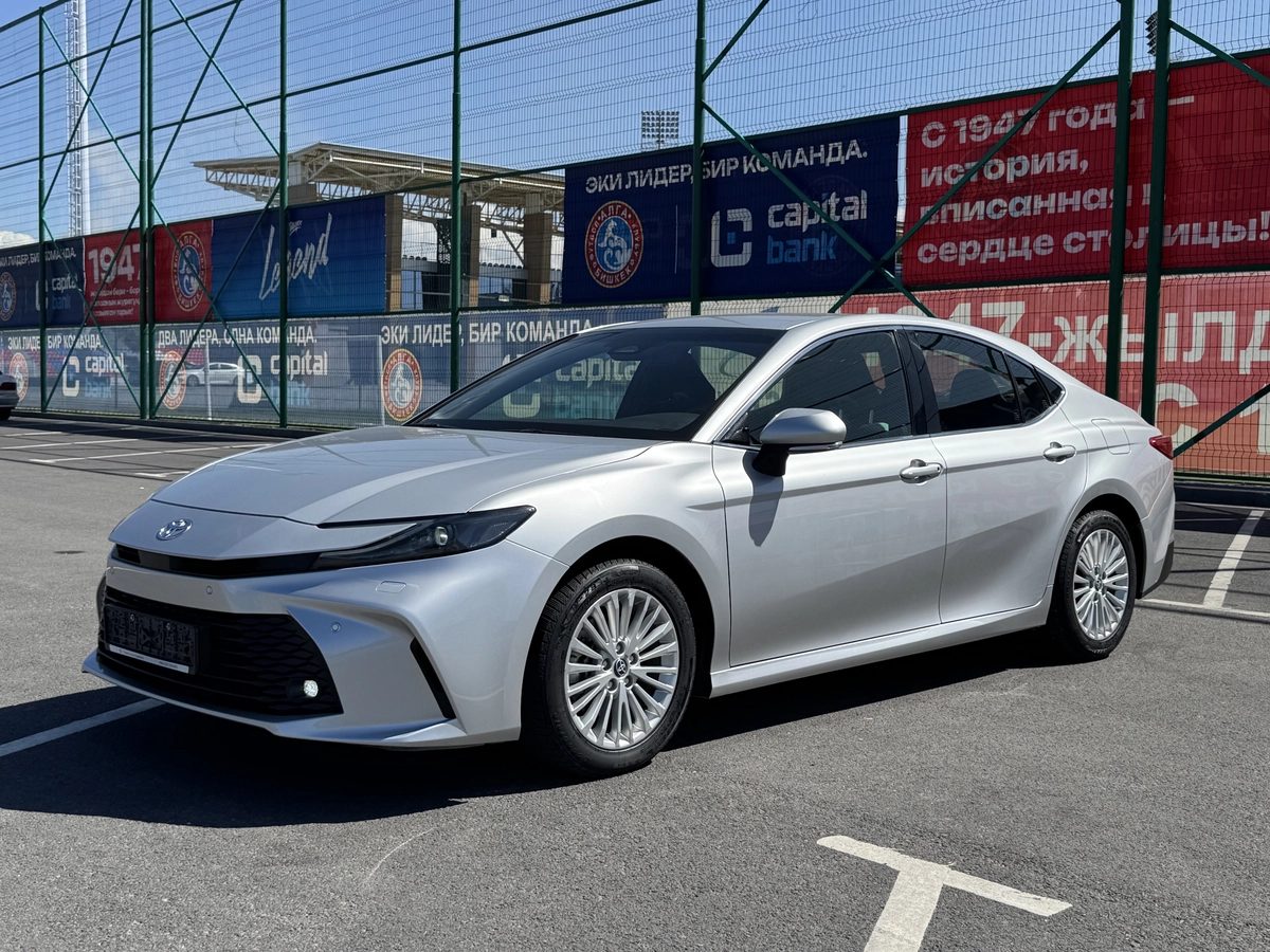 Toyota Camry IX (XV80) 2024