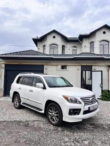 Lexus LX