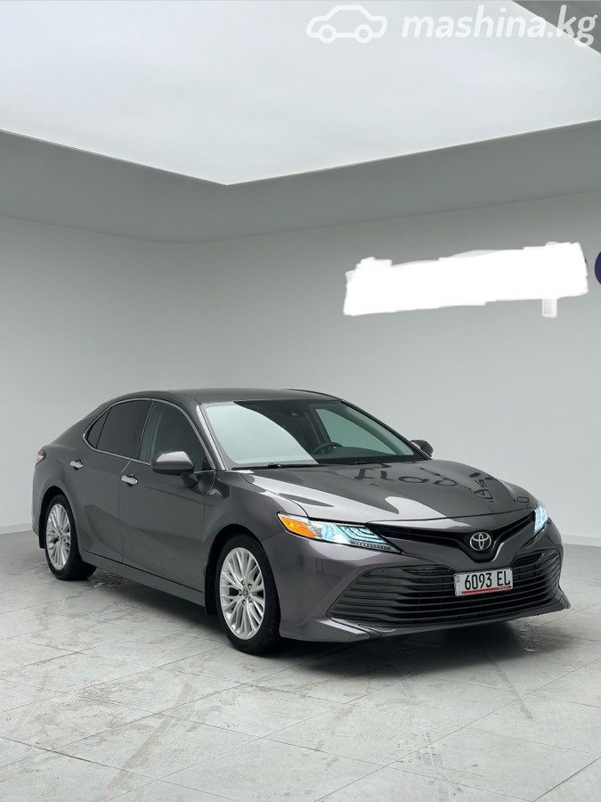 Toyota Camry VIII (XV70)