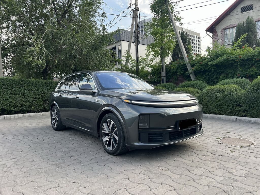 Lixiang L7