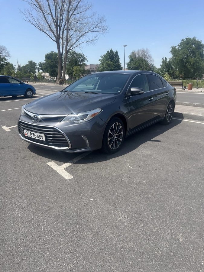 Toyota Avalon IV Рестайлинг 2017