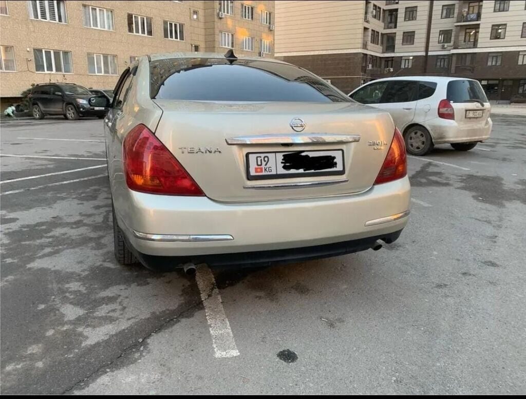 Nissan Teana