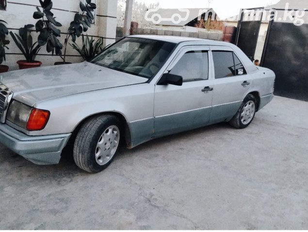 Mercedes-Benz W124