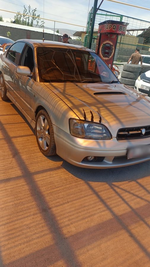 Subaru Legacy III 2001
