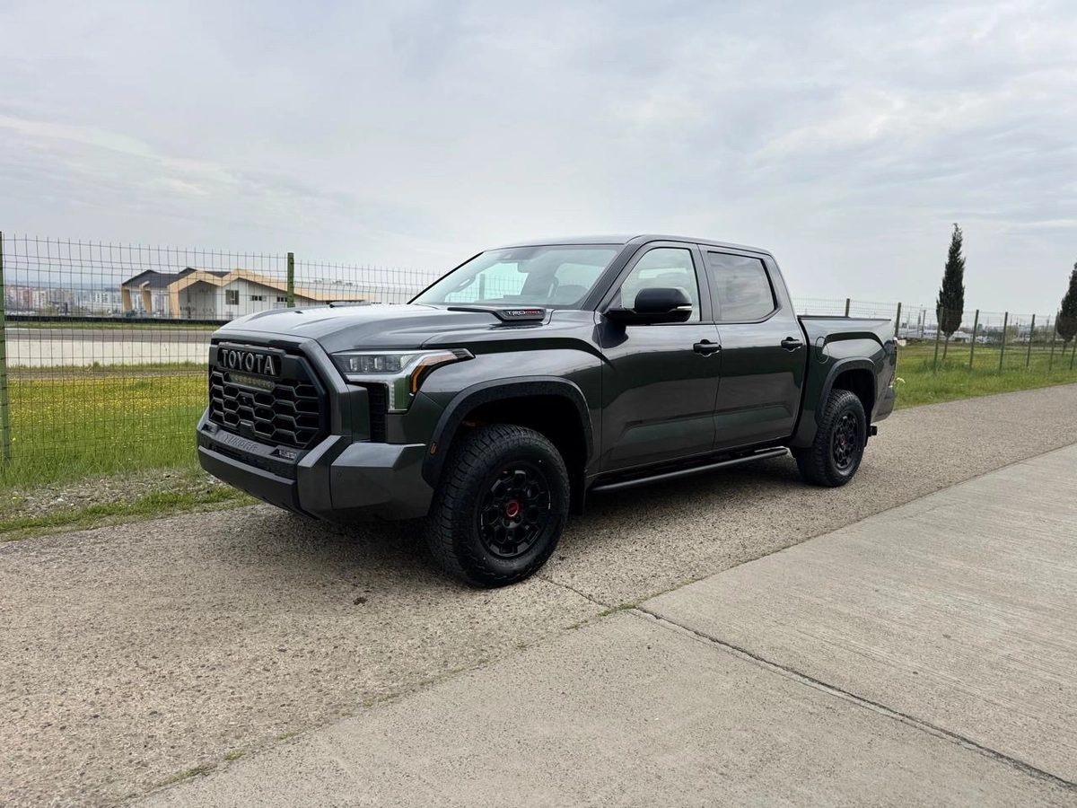 Toyota Tundra III 2025