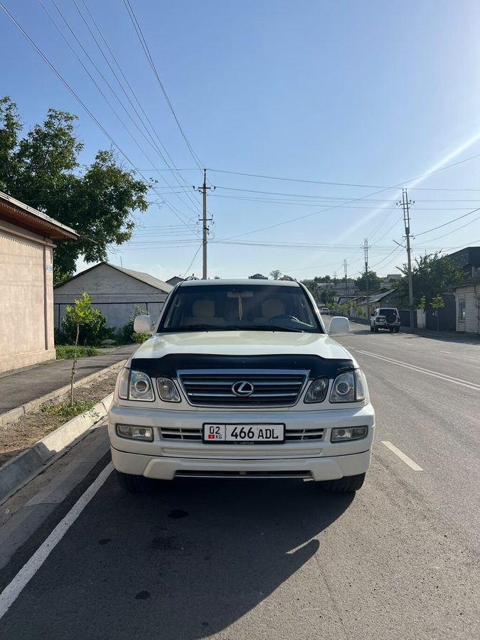 Lexus LX