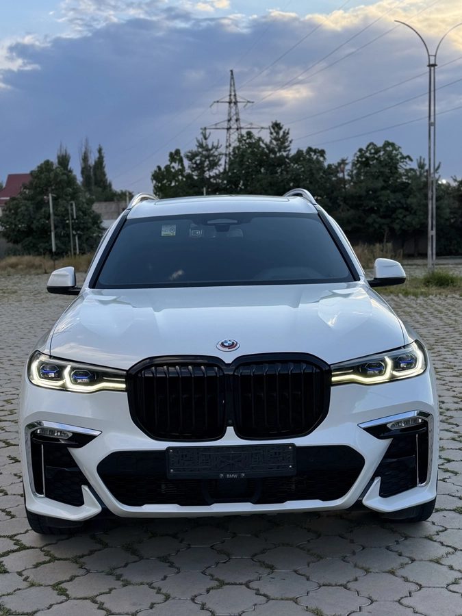 BMW X7 I (G07) 40i 3.0 AT 4WD
