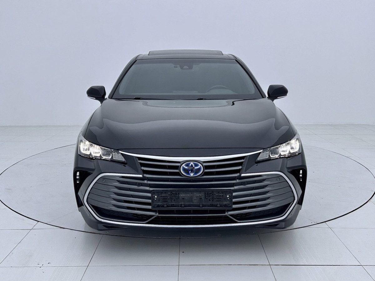 Toyota Avalon V 2019